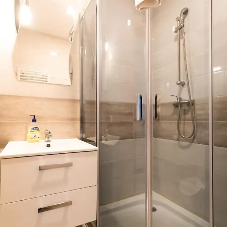 Wena Δωμάτια σε οικογενειακή κατοικία Ούστκα