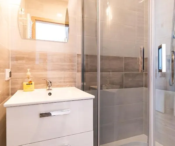 Wena Δωμάτια σε οικογενειακή κατοικία *